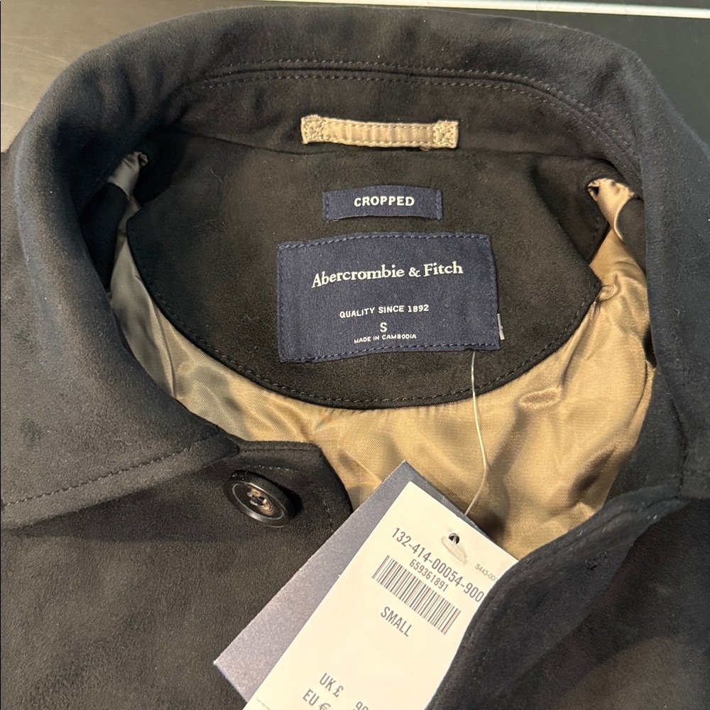 Abercrombie & Fitch Black Faux Suede Cropped Jacket - Picture 2 of 10